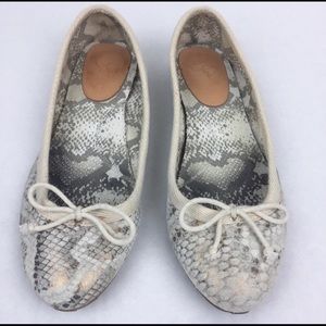 Joie snakeskin ballet flats size 8.5